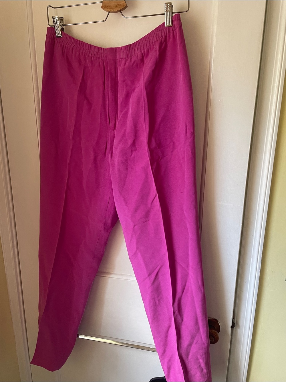 Liz Claiborne Vibrant Hot Pink Elastic Waist Pants